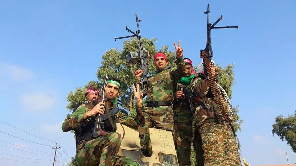 انهيار الخطوط الأمامية لداعش في الرمادي